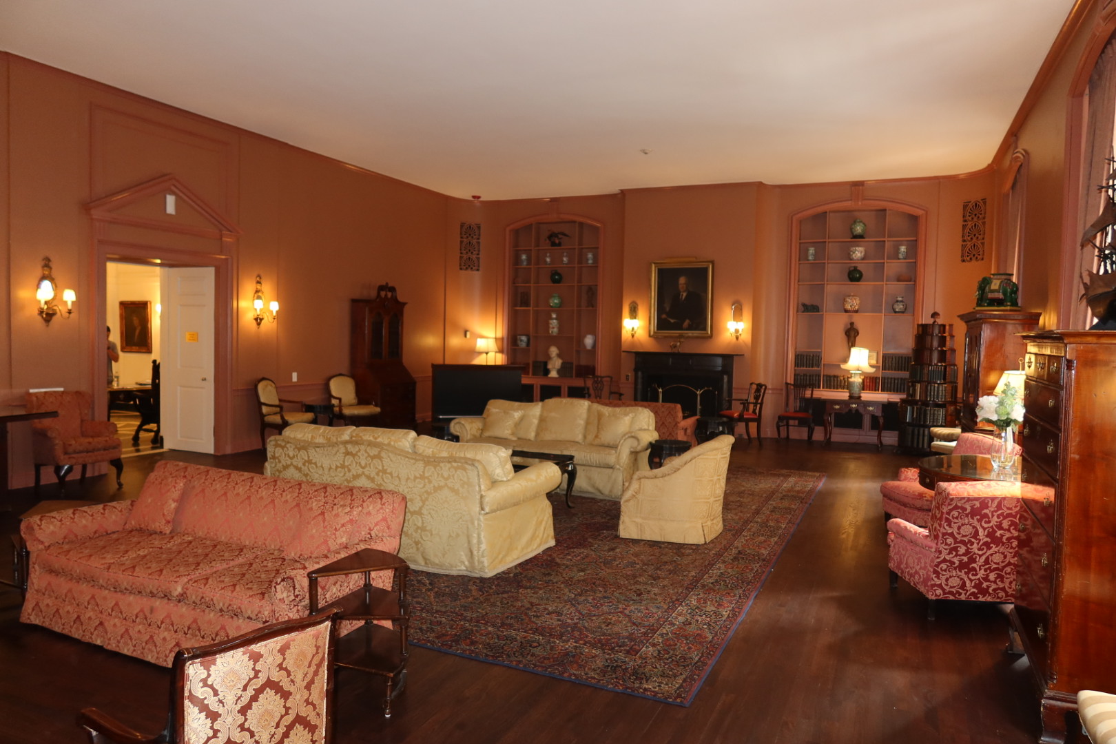 room photo